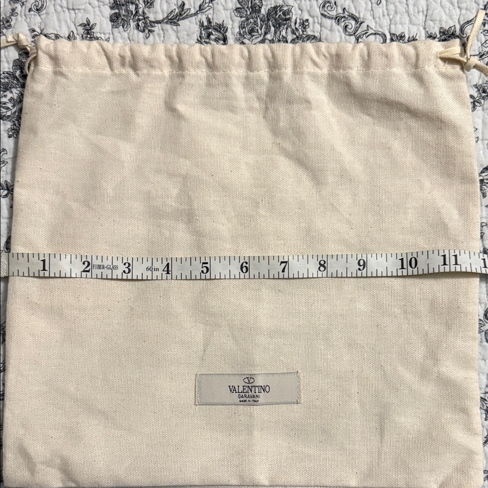 Valentino Garavani Beige Dust Bag - Picture 5 of 7
